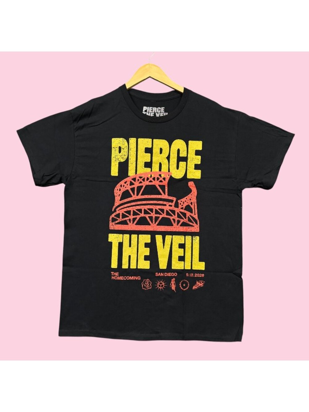Pierce the Veil The Homecoming I Can't Hear You World Tour Rock Band Tee L
